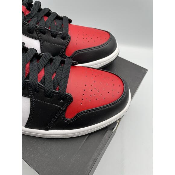 NEW Air Jordan 1 Mid Shoes \